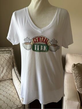 Friends Central Perk Graphic Tee Shirt XL